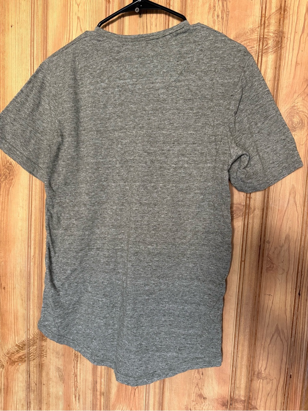 Manmade Men's Short-Sleeve Gray Henley Button-Down Shirt size M - Picture 3 of 7